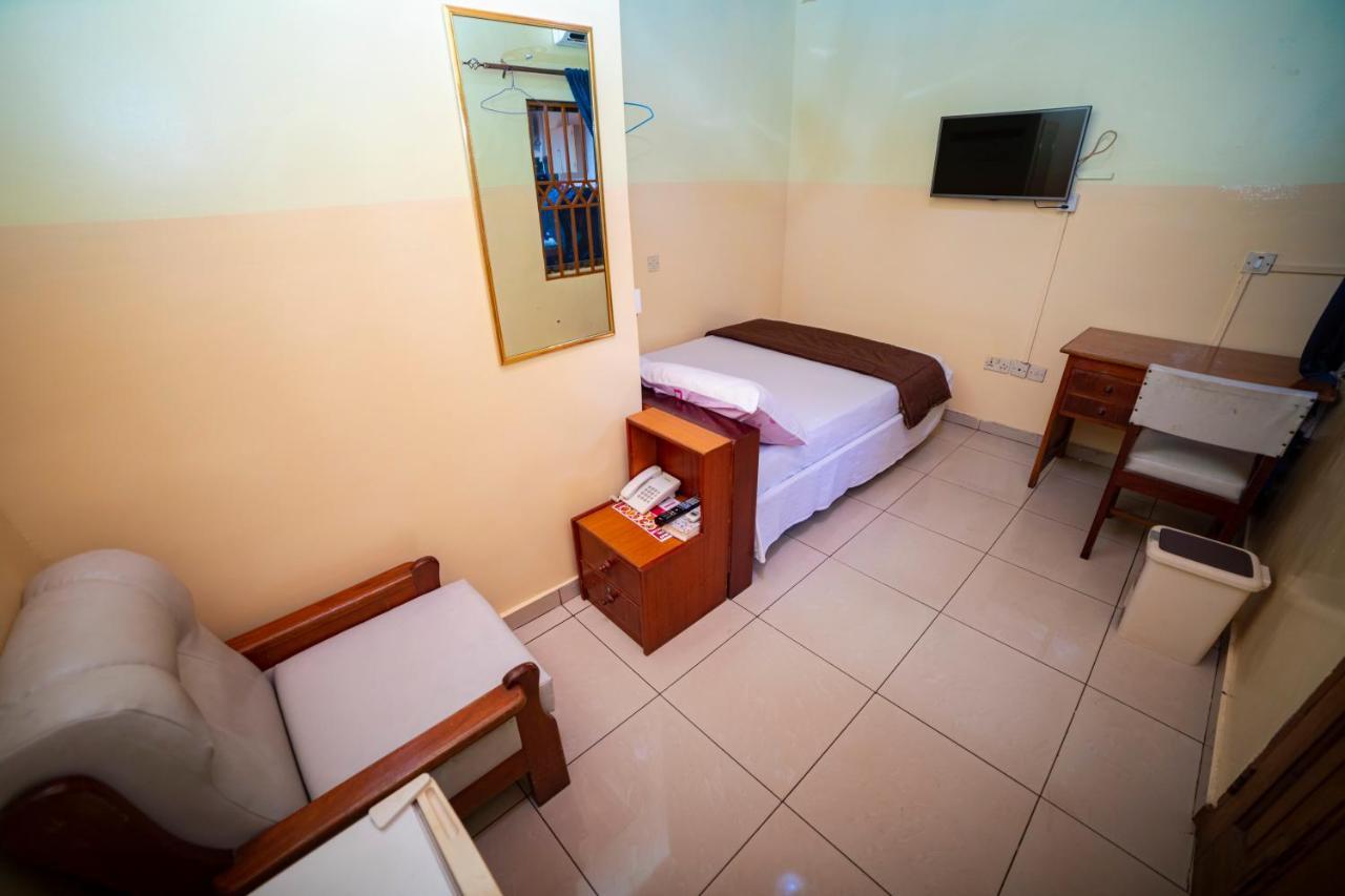 Bombay Hotel Accra Buitenkant foto